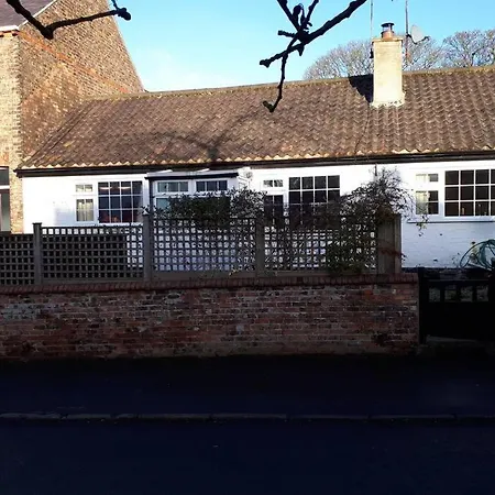 بيت للعطل Quaint Country Cottage Close To Centre Of York Nether Poppleton