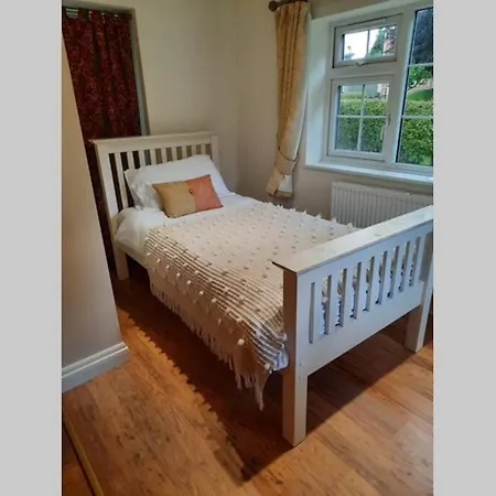 Quaint Country Cottage Close To Centre Of York Nether Poppleton